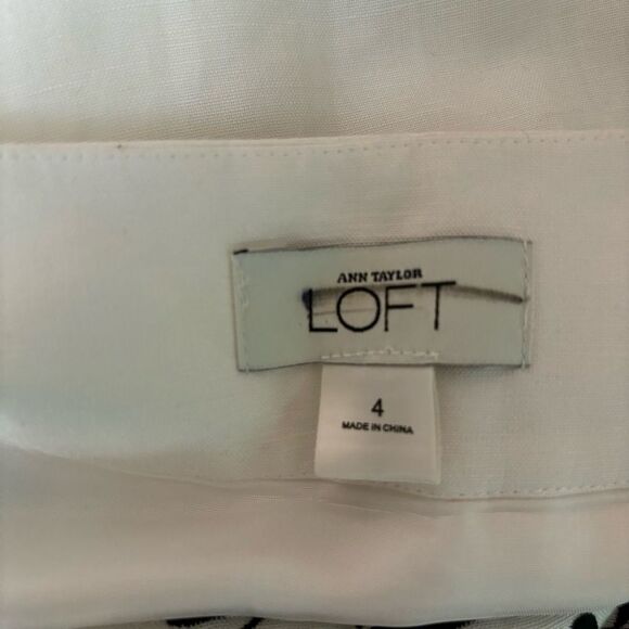 LOFT Black and White Floral Embroidered A-Line Linen -blend Skirt| Size 4 | EUC - Picture 9 of 10